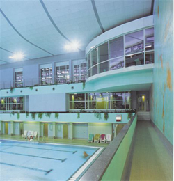 Bild: Schwimmbad